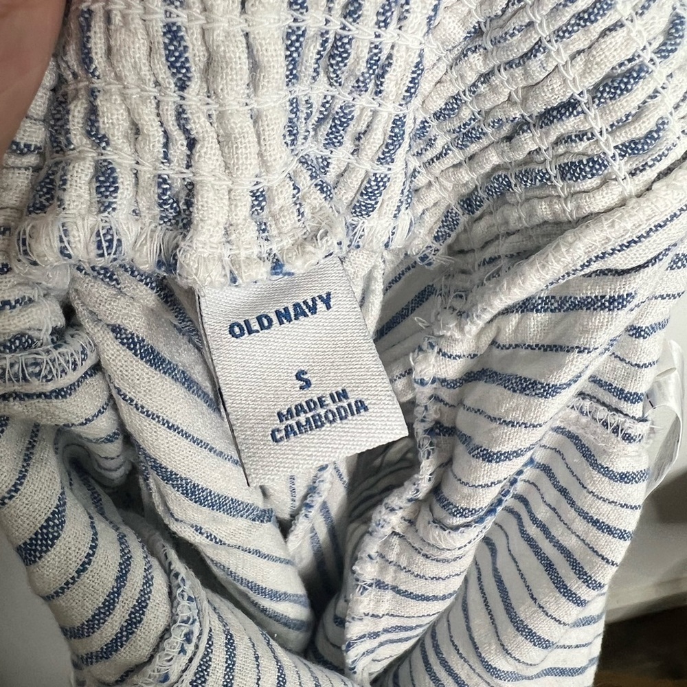 Old Navy Jumper - Picture 4 of 7